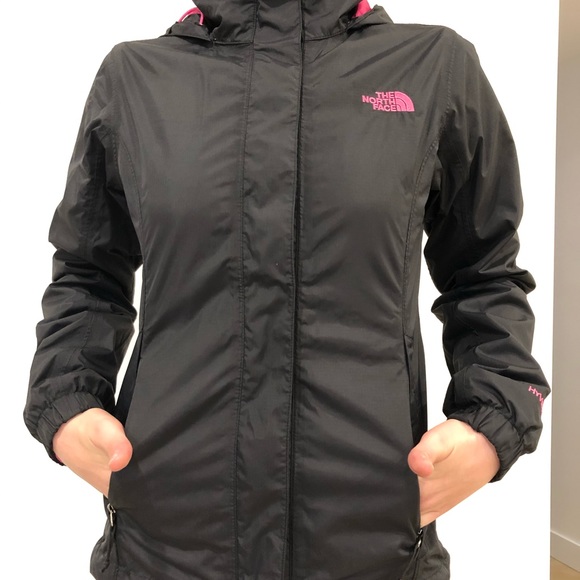 The North Face Windbreaker - Picture 1 of 10